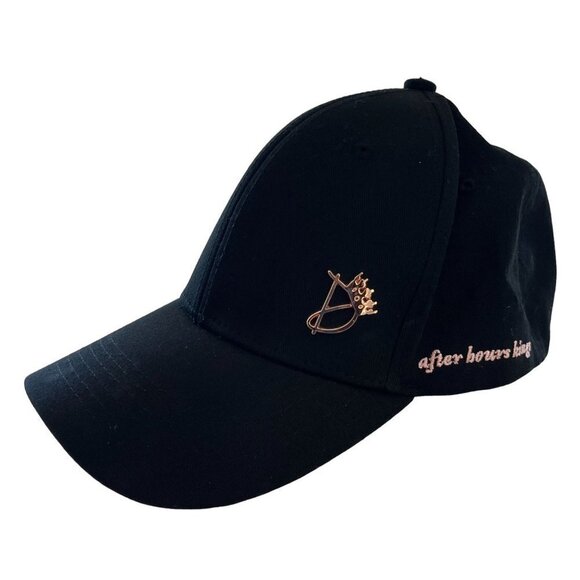 Plain Solid Hat Cap Womens Medium Fitted Black D Emblem Outdoor‎ Baseball… - Picture 1 of 8